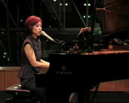 Ruth Ling performs 