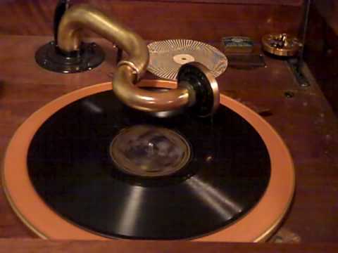 CARL FENTON ORCH. - A LITTLE BIT OF THIS - ROARING 20'S.MP4