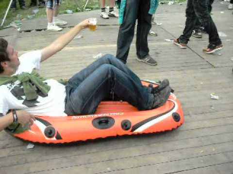 DefQon.1 Festival 2012 - White Stage - Man in the boat :D