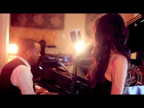 Stay, Rhianna - Sole Power Live