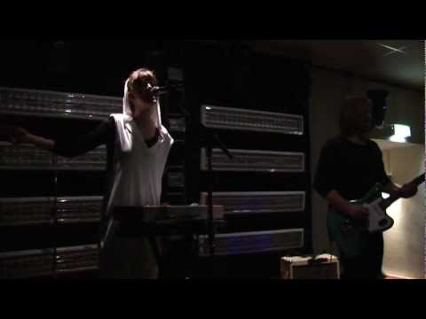 Masquer - Happiness / Live: Klubb Djurtube