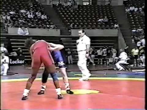 Aimee McNab vs Julietta Kliford