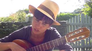 Aux marches du palais par Jorge Vilan Sanchez et Marina Cedro Locmaria, 7 Juillet 2013.