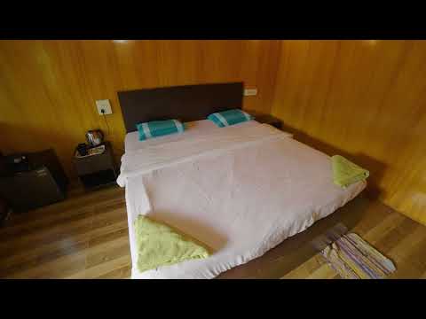 Serenity & Splendor: Experience Club Palolem