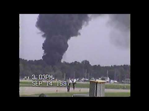 F117a crash at Martin's State Airport airshow 1997