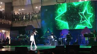 JONA singin "BAHAY KUBO" for Awit and Laro Mall tour