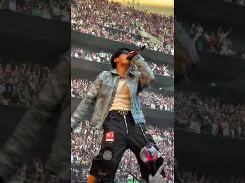 Jungkook and his powerful vocals | FYA in London D2. #bts #arirang #btsconcert #jungkook #btsarmy