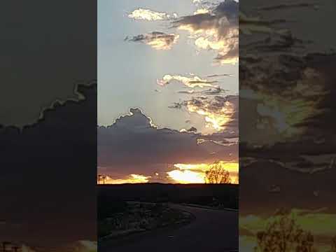 Hermoso amanecer  en agrelo  lujan  de cuyo mendoza Argentina