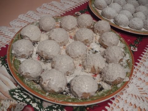 “SNOWBALLS” IN ROYAL ICING - COOKIES “KOURAMPIEDES” - STAVROS' KITCHEN - GREEK AND CYPRIOT CUISINE