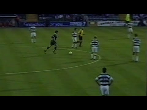 Freak Goal: Yeovil gift Plymouth unchallenged goal after accidental Lee Johnson opener (2004/05)