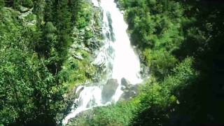 preview picture of video 'Водопад Stuibenfall, Тироль, долина Эцталь (Ötztal)'