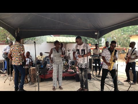 🎹Gospel live music by Coastal band 🥁Ebeba mu by Margaret Mensah.. Awurade ne medin