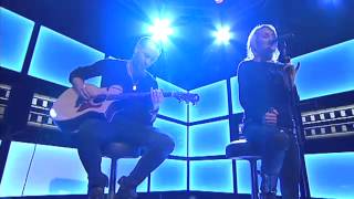 Louise Hoffsten - Mycket mer och lite till (Live @ Nyhetsmorgon)