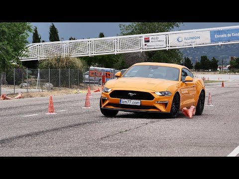 Ford Mustang 2018 – Maniobra de esquiva (moose test) y eslalon | km77.com