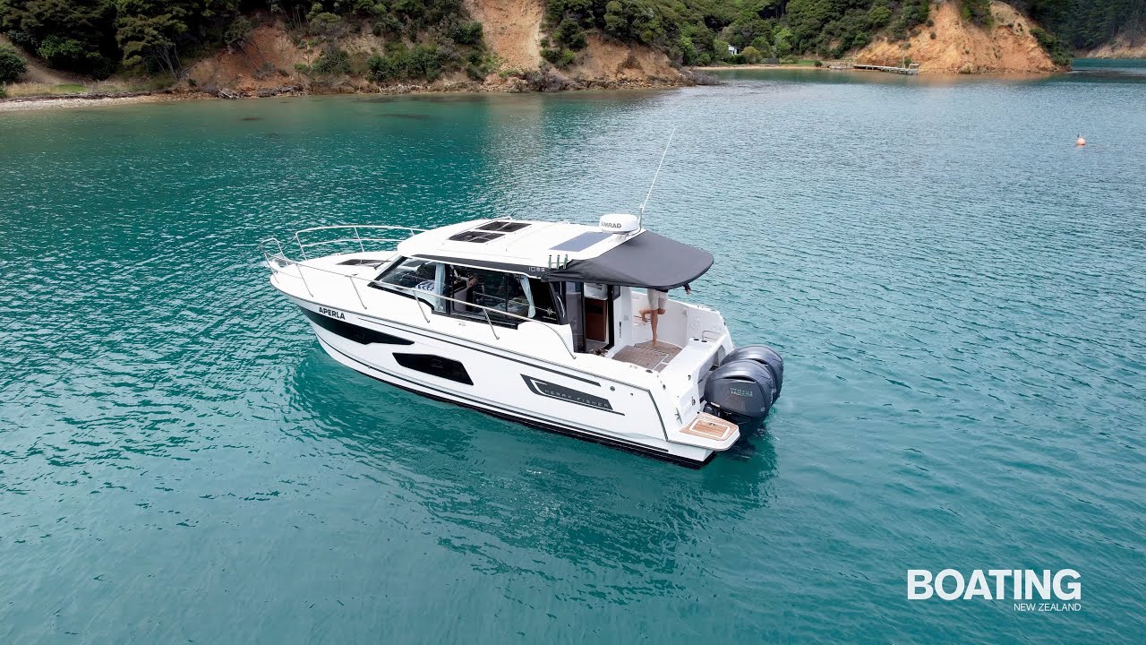 Jeanneau Merry Fisher 1095 - Review