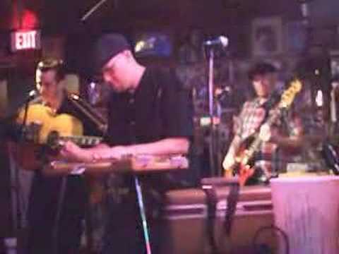 Bear and the Essentials - Honky Tonk Blues