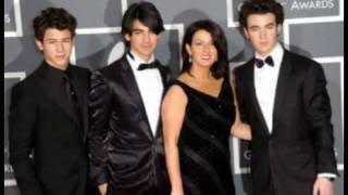 Jonas Brother Family Orgy