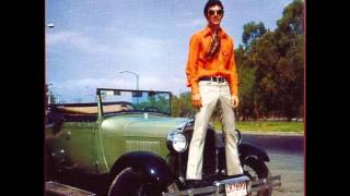 La Chica De Los Ojos Cafés Lyrics English Translation