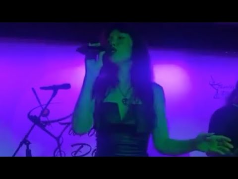 Whitney Houston tribute “I Have Nothing” live by Nayla Scalia