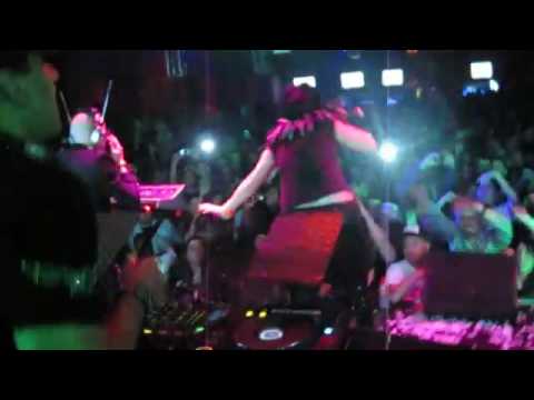 LUCIANA-RICHARD VISSION-STATIC REVENGER- I LIKE THAT LIVE  at VANGUARD L.A.