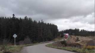 preview picture of video 'wind turbine parts transport rosehall 10.04.2012 Scotland Lairg'