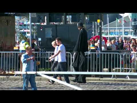 Tall Policeman @ Freedom Festival Hull 2010 - Sat 11th Sept