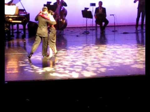 Yanina Fajar - Gallo Ciego at the Joyce Theatre, New York.