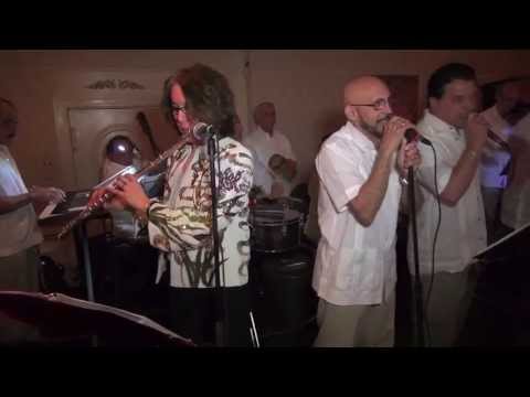 La Charanga 76 - Quiero Mas (HD)