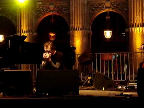 Daniel Darc & Nosfell @ Palais Royal for the "Fete de la Musique" Paris June 21st 2009