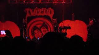 Twiztid performing &quot;Nosferatu&quot; at the Majestic Theatre 10-30-17