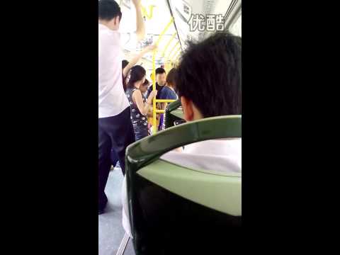 视频: 27路上的乐者。