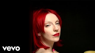 Sophie And The Giants - Wreck Of Me