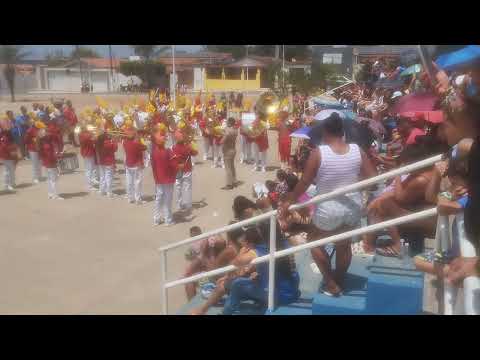 Apresentação da Anfitrian BAMACS no Desfile Cívico em Serrolândia-BA