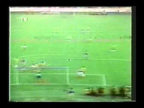1981 (May 15) France 1-Brazil 3 (Friendly).avi