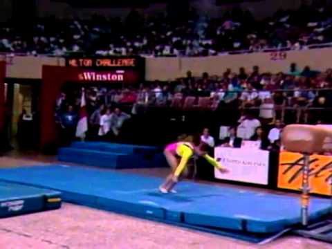 Tatiana Lisenko - Vault 1 - 1993 Hilton Gymnastics Challenge