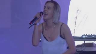 MØ - LEAN ON (Live at LOLLAPALOOZA Brazil 2017)