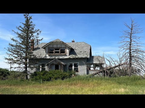 Exploring an abandoned house near Bennett, Colorado