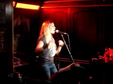 Mercedes Benz - Janis Joplin live cover Alexandra Jardvall