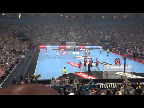 SG Flensburg-Handewitt - THW Kiel : The Atmosphere !