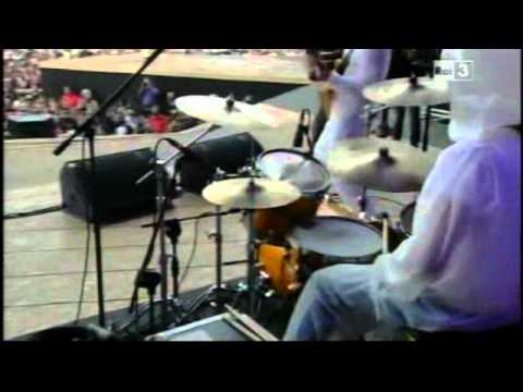 Nobraino @Primo Maggio 2012 (Esibizione completa)