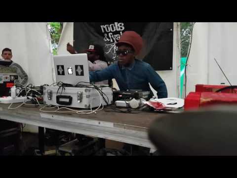 La Concha Reggae Vibes 2016 Suns of Dub (Ras Jammy & Jah Bami)