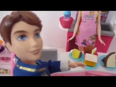 Descendants 2 Ben, Uma, and Evie Plan Mal's Birthday Part 2