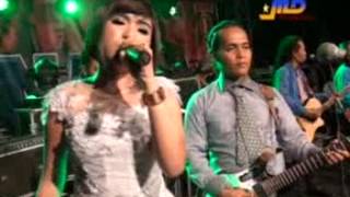 Download lagu Monata Rere Amora - Cinta Palsu mp3