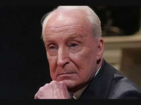 Ian Richardson on his firts experience as an actor - Excerpt from Interview on ABC's Midday - 2002