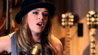 ZZ Ward &quot;Put the Gun Down&quot; At: Guitar Center