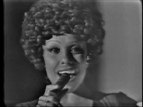 Eliana Pittman e Orquestra - Esse mar é meu (João Nogueira)