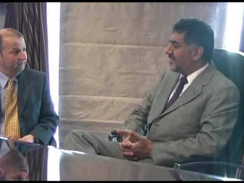 Mike Taylor Interviews James Caan About Social Media In Recruitment