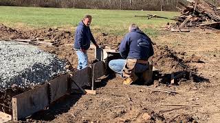 Setting forms for Grain Bin House * The perfect income stream E5