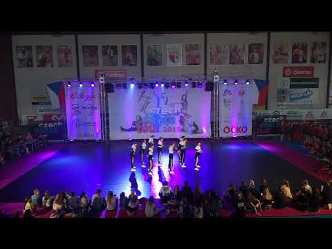 61. Institute of Tog - THE PAPILLONS.