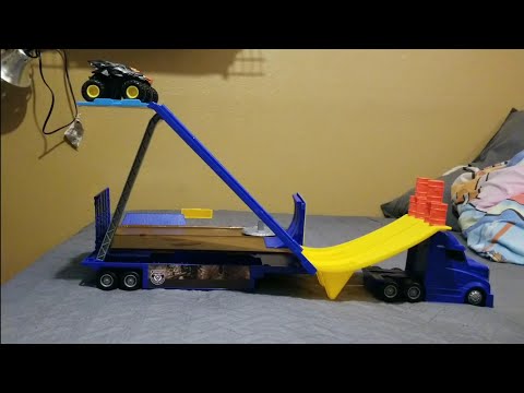 Spin Master Monster Jam Transforming Hauler Playset Review
